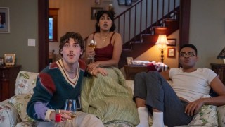 ‘Adults’ Review: FX Comedy Finds the Fun in Gen Z Messiness